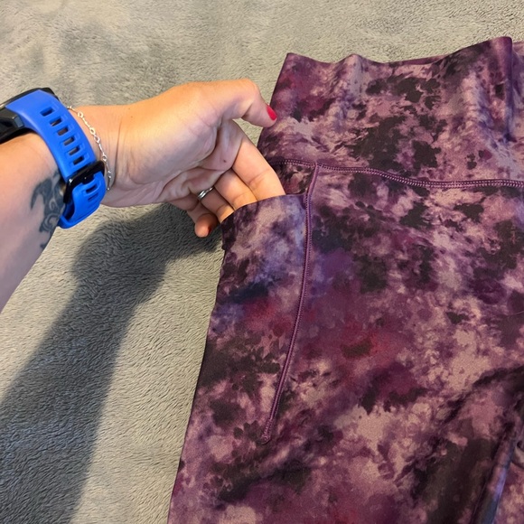 Athleta Salutation Stash Pocket 7/8 tight (petite) - Picture 6 of 6